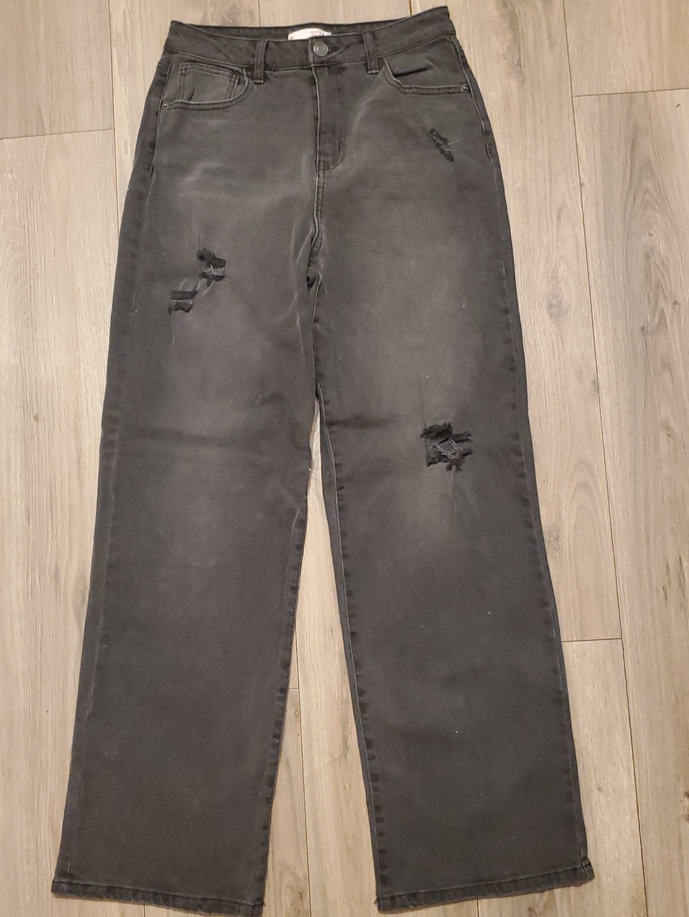 SO Women’s Black Wide-Leg Distressed Jeans